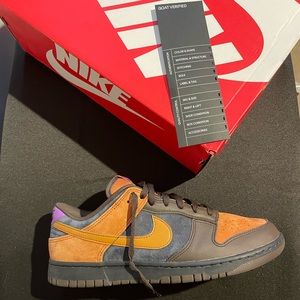 Dunk low “Cider”
Condition: worn a few times
Extras: Goat verification, box